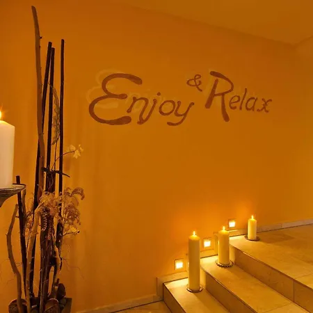 Aparthotel Alp Tiroler Adler 4*