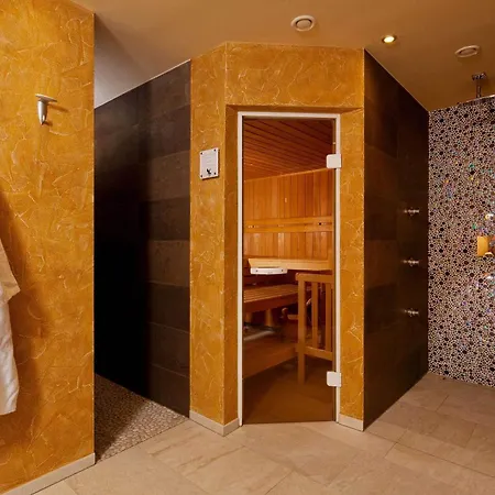 Aparthotel Alp Tiroler Adler