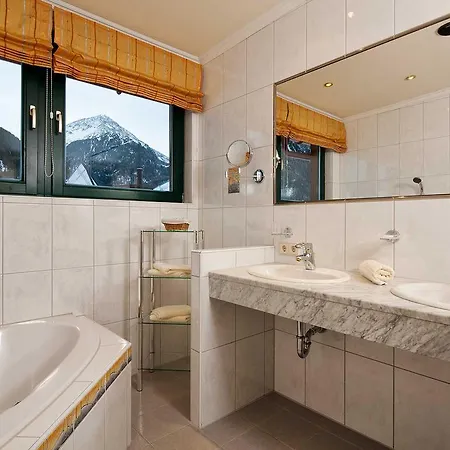 Alp Tiroler Adler Aparthotel Sölden