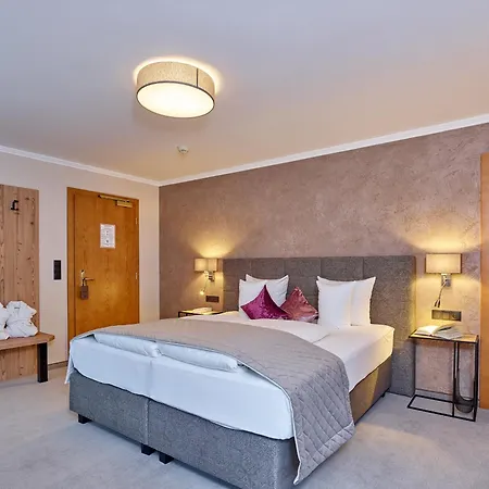 Alp Tiroler Adler 4*