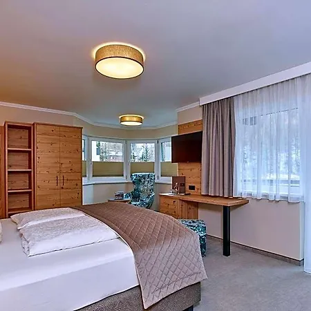 Apart-hotel Alp Tiroler Adler 4*