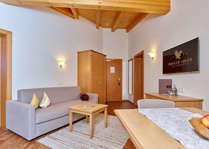 Alp Tiroler Adler 아파트호텔 4*