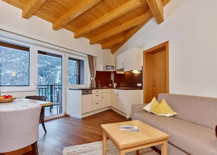 Alp Tiroler Adler Апарт-готель