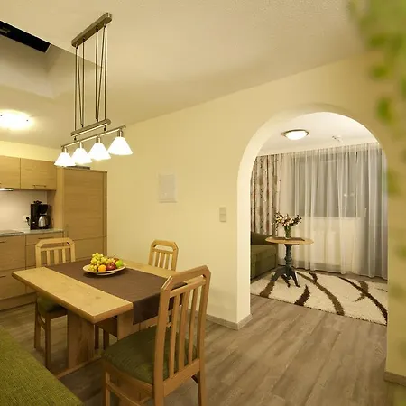 Апарт-готель Alp Tiroler Adler 4*