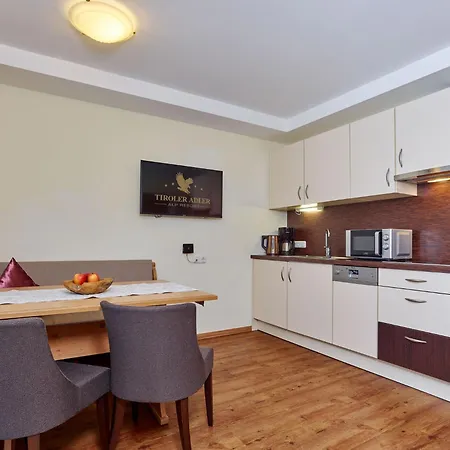 Alp Tiroler Adler 4* זולדן